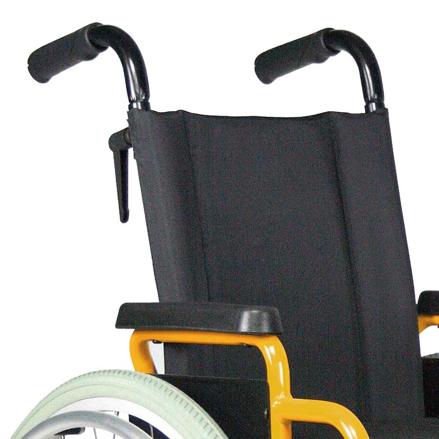 Das UHC Rollstuhlmodell G3 Paediatric höhenverstellbare Schiebegriffe Code 154